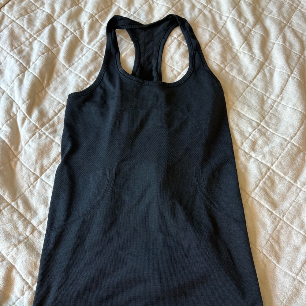 Lululemon Athletica Black Fitted Sleeveless Tank Top